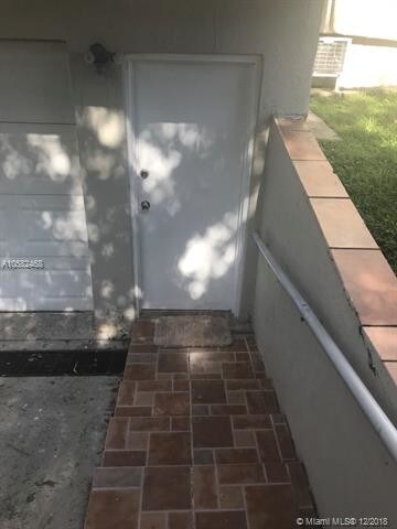 Foto del edificio - 9991 SW 32nd St