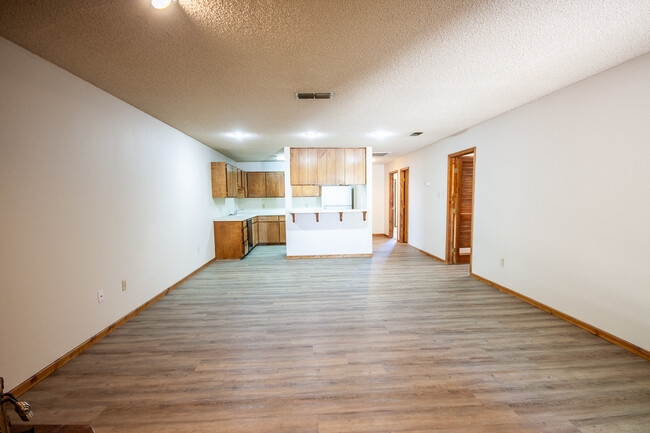 Building Photo - 809 Stanton Pl