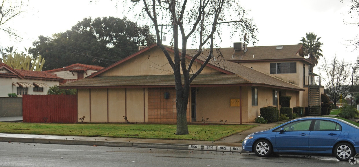 Building Photo - 860 Bonita Ave