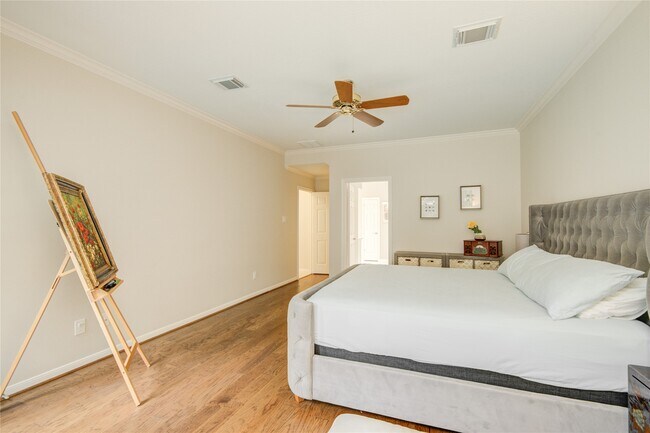 Foto del edificio - 3902 Lyndhurst Pl