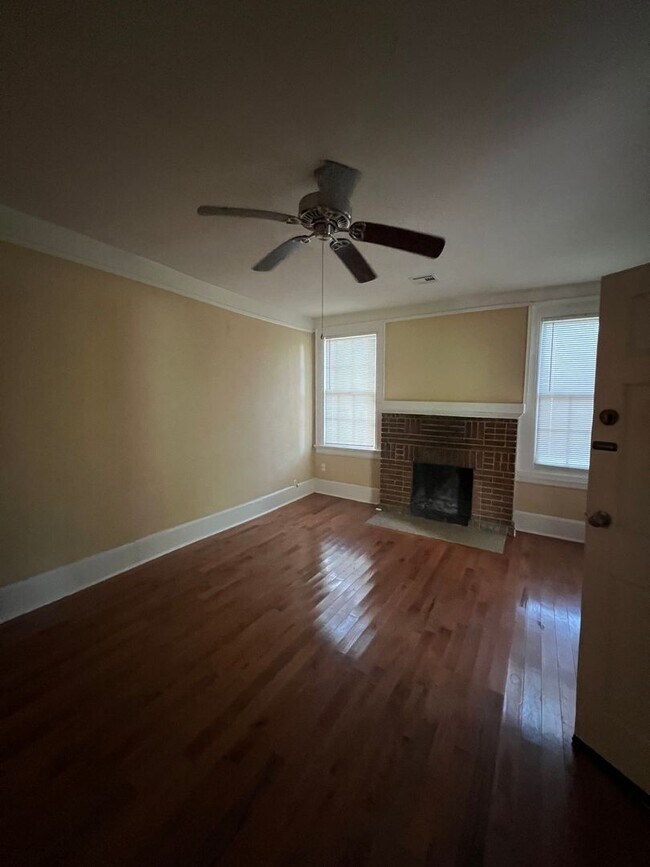 Foto del edificio - YELLOWBUNNY- 3352/3354-MONTEZUMA DUPLEX-CAMELIA-255/256
