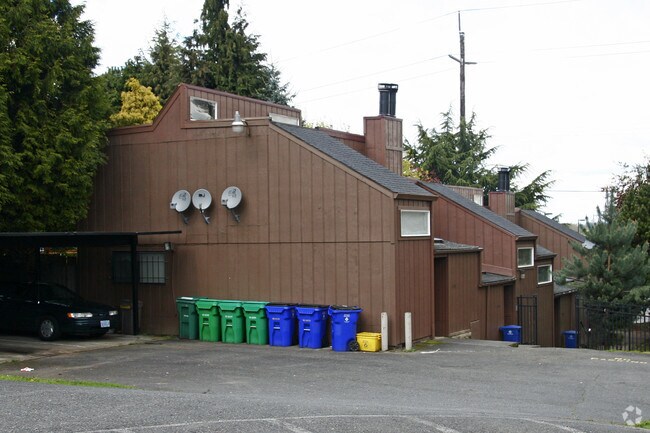 Building Photo - Woodlawn Apartments