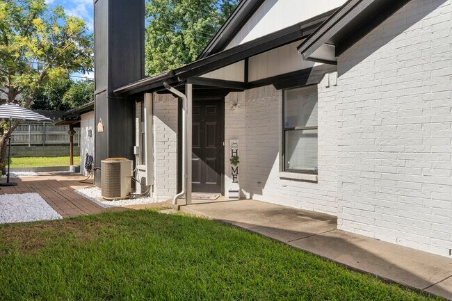 Foto del edificio - 408 Sycamore Ln