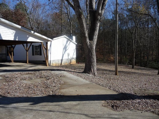 Foto del edificio - 5511 Old Atlanta Rd