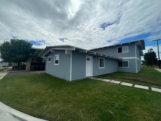 Building Photo - 5502 Fernhill Cir