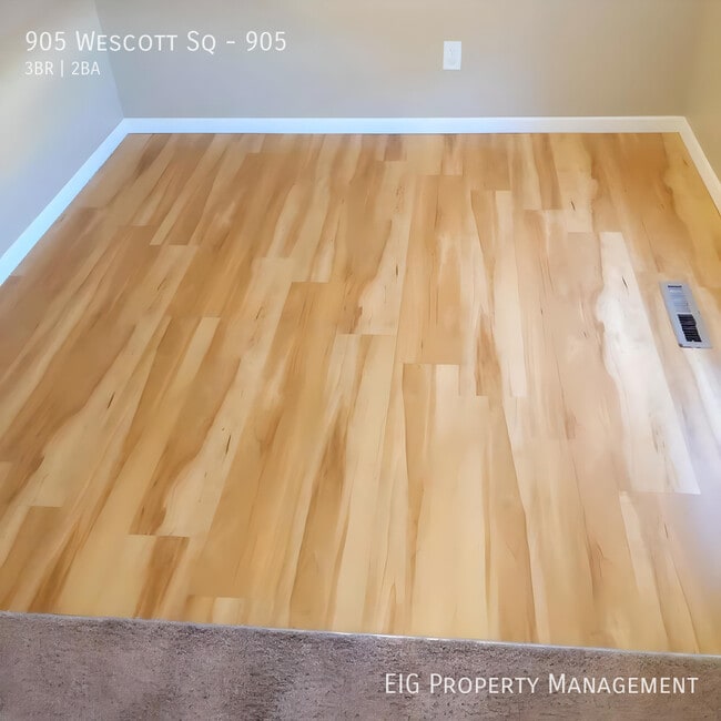 Foto del edificio - 905 Wescott Square