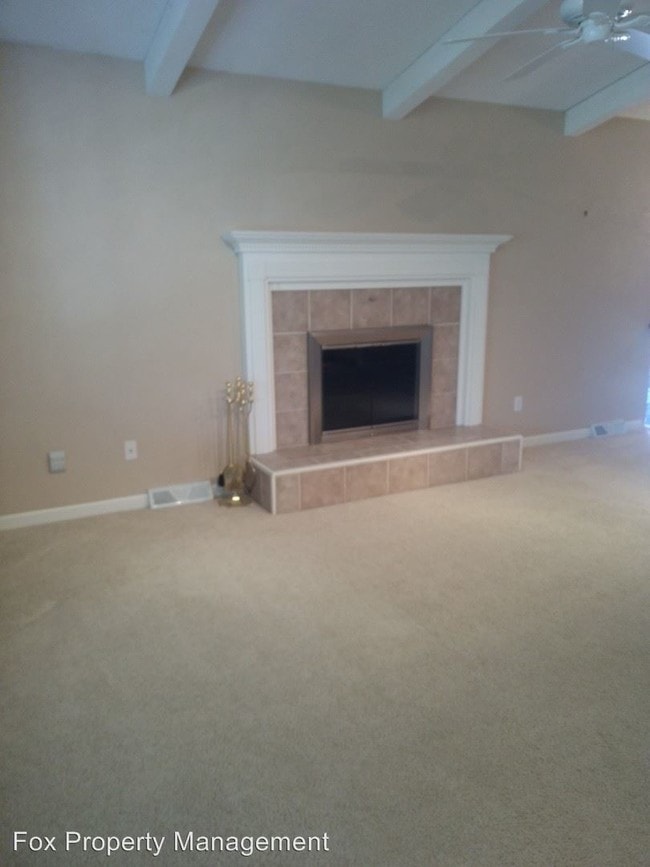 Building Photo - 4 br, 2 bath House - 23 University Circle