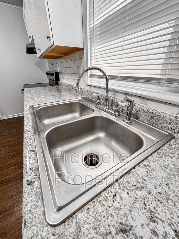 Foto del edificio - 849 N 80 Terrace