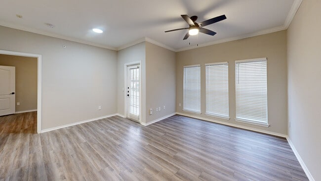 Interior Photo - Red Stone Ranch