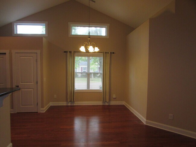 Foto del edificio - 3 bedroom, 2 bathroom house in Bolivia, NC