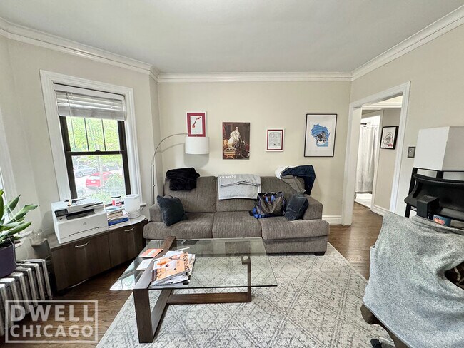 Foto del edificio - 2133 W Giddings St
