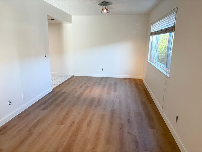 Building Photo - Welcome Home to a Desirable Whittier Community - Spacious 3-Bed, 2-Bath Townhome