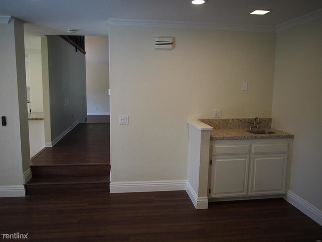 Building Photo - 4 br, 2 bath House - 211 Windtree Ave