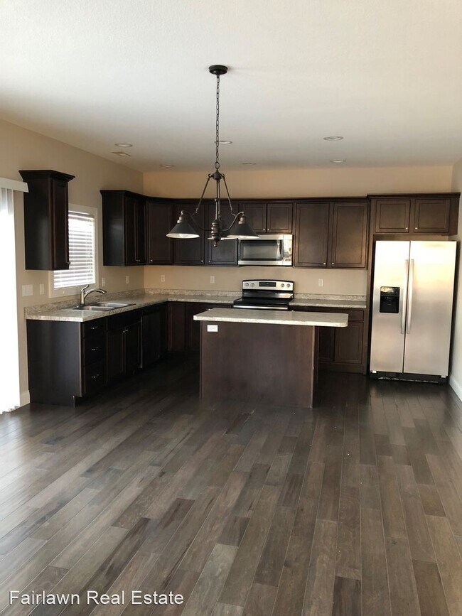 Building Photo - 3 br, 2.5 bath House - 1310 Myrtle Beach Ave.