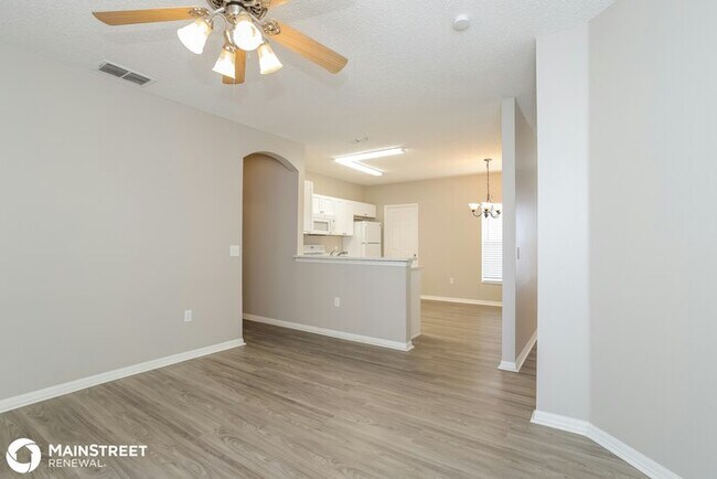 Building Photo - 303 Bangor Way