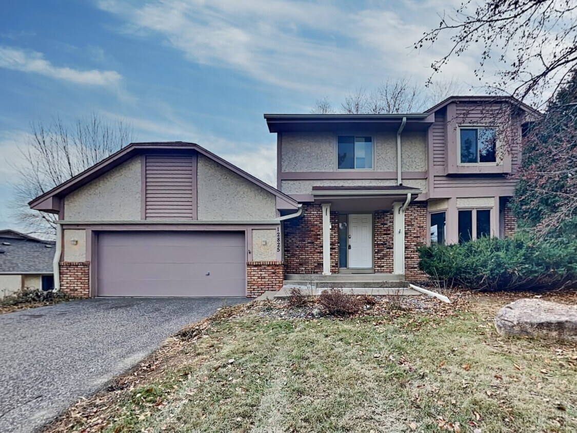 12825 46th Ave N House Rental in Minneapolis, MN