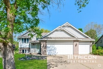 Building Photo - 739 Ashley Dr