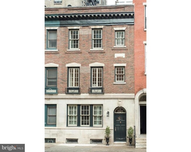 Building Photo - 1831 Spruce St