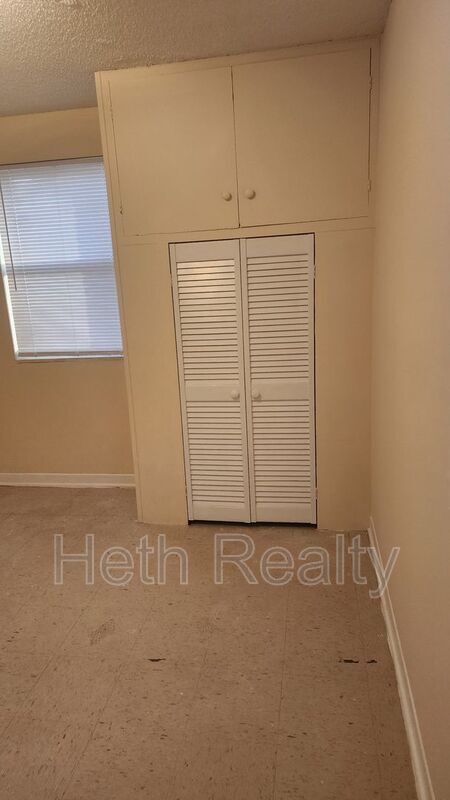 Building Photo - 6249 Claret Dr