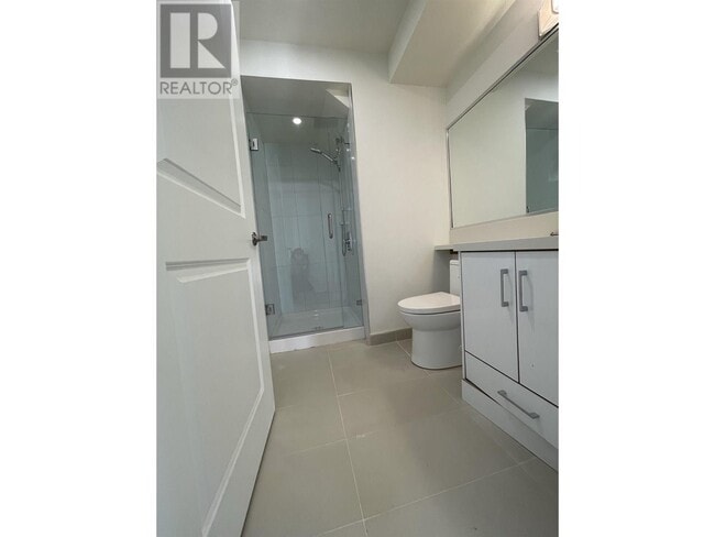Photo du bâtiment - 625-625 W 53rd Ave