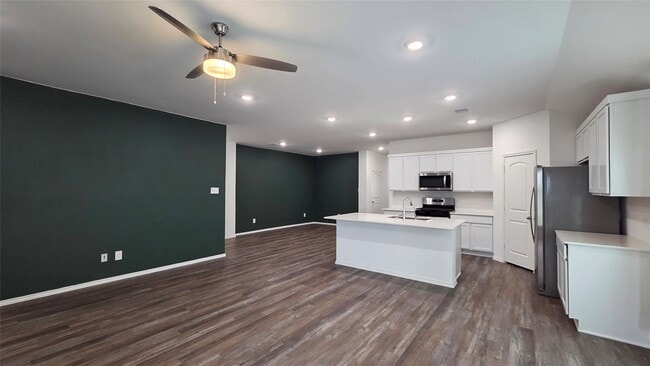 Foto del edificio - 6110 Ginevra Summers Dr