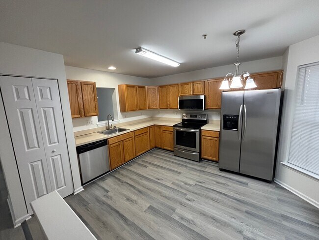 Foto del edificio - 9780 Bon Haven Ln