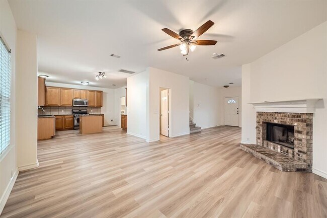 Foto del edificio - 20840 Silverbell Ln