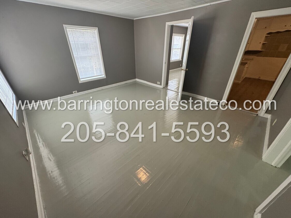 Building Photo - 1825 Hoke Ave