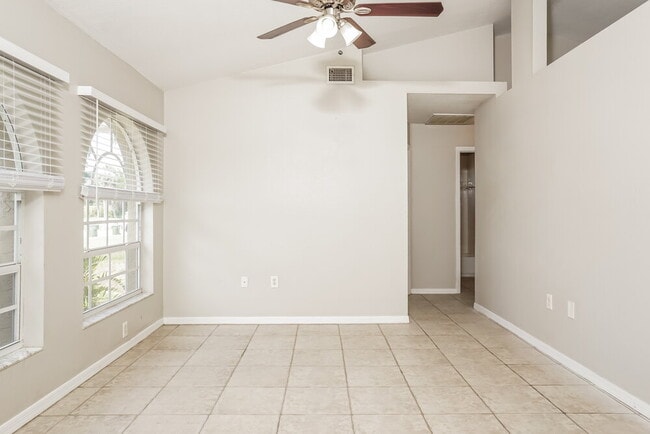 Building Photo - 3644 Ribera Ave