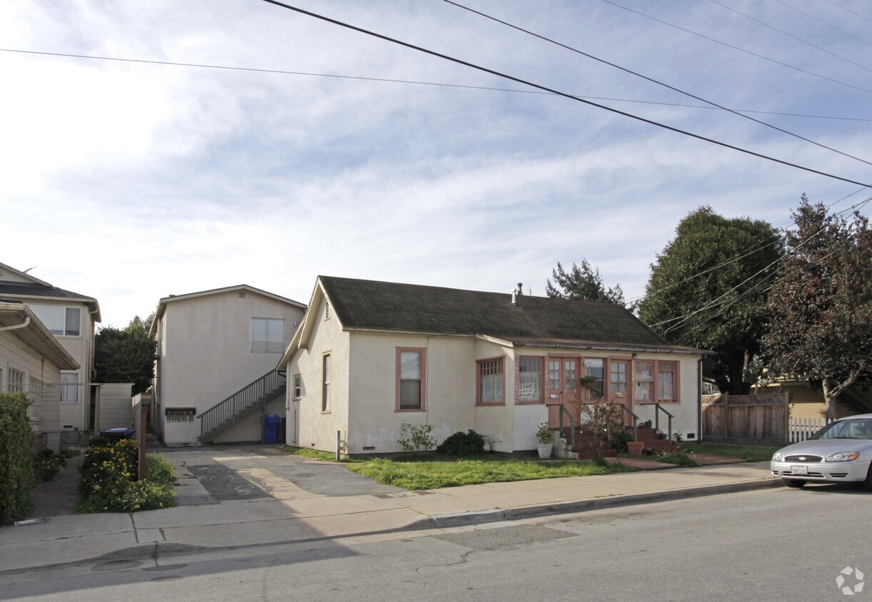 Primary Photo - 1170-1172 2nd St