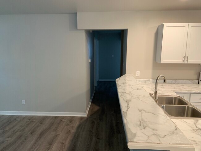 Building Photo - 4608 Miller Ln