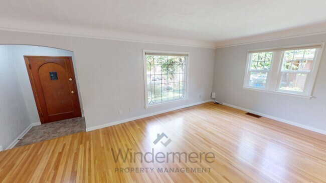 Foto del edificio - 130 Whitman St
