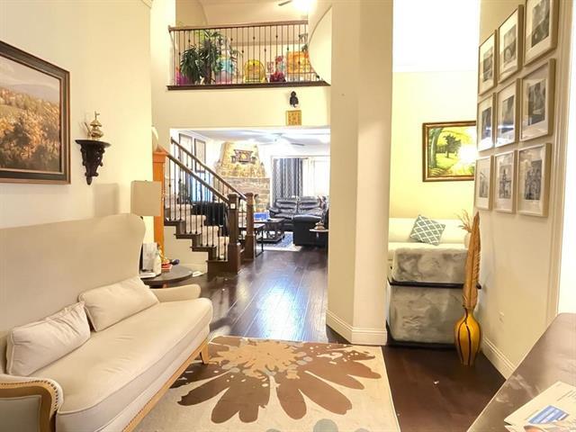 Foto del edificio - 2404 Balmoral Dr
