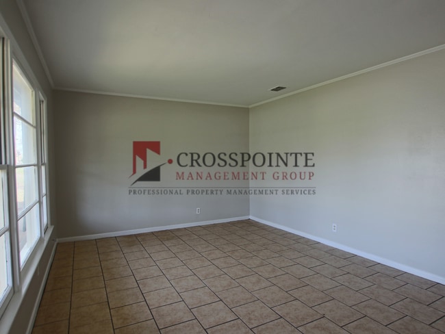 Building Photo - Coming Soon! 3 Bed 1.5 Bath Home Near TJC!