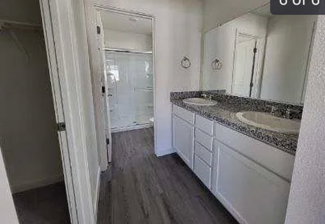 Building Photo - Stunning Roseville 4/3 New Build!  Please ...