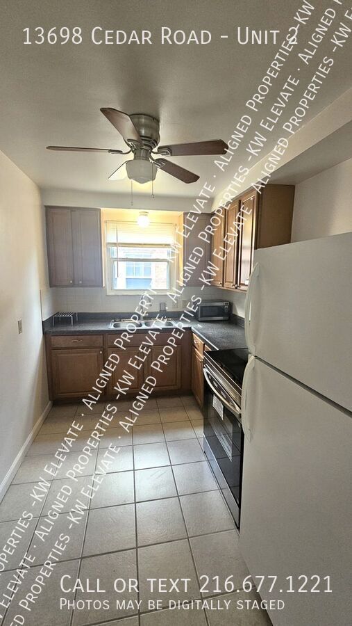 Foto del edificio - 13698 Cedar Rd