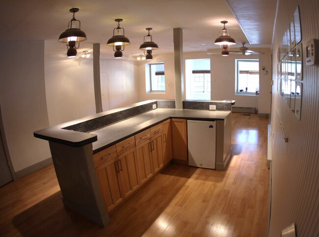 Foto del edificio - 1081 Creek Rd
