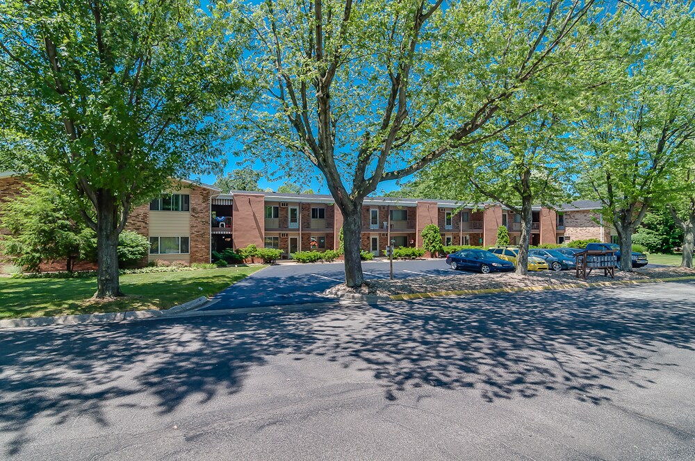 Foto principal - Hillcrest & Ridgeview Apartments