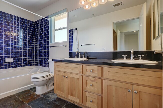 Master bath room - 1625 W 207th St