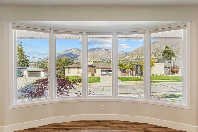 Building Photo - 8638 Mount Majestic Rd