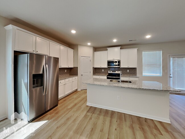 Building Photo - 1093 Thomasville Estate Way SE