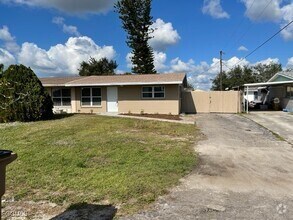 Building Photo - 1121 Wesley St