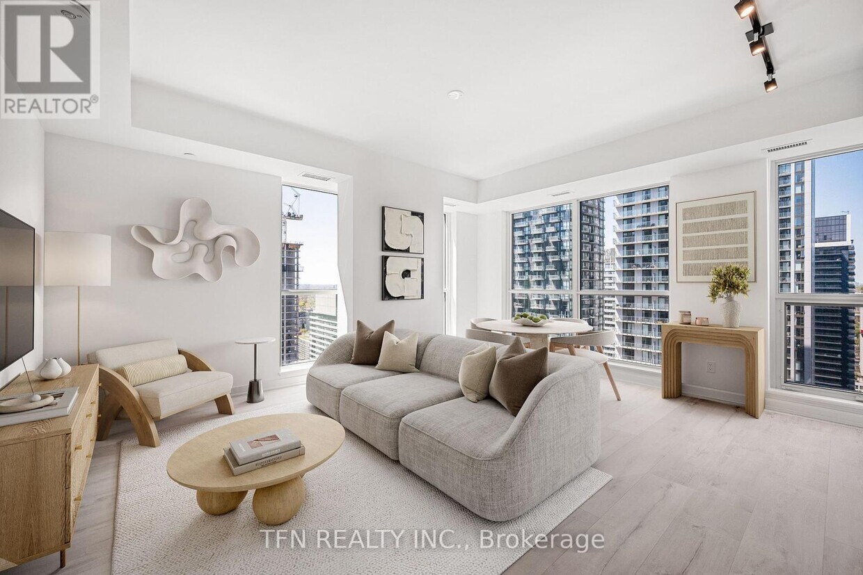 Photo principale - 327-4327 King St W