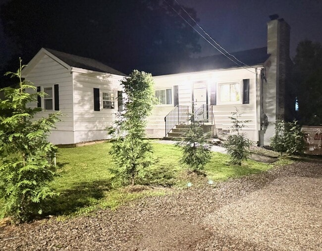 Foto del edificio - 851 N Hillside Rd