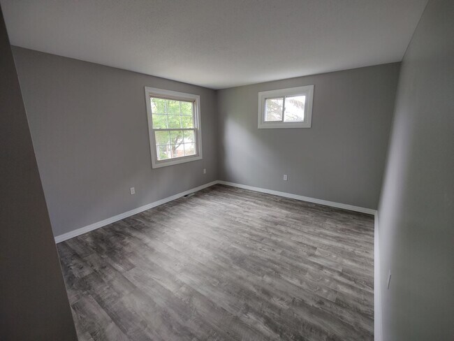 Foto del edificio - 1468 Parkview Dr