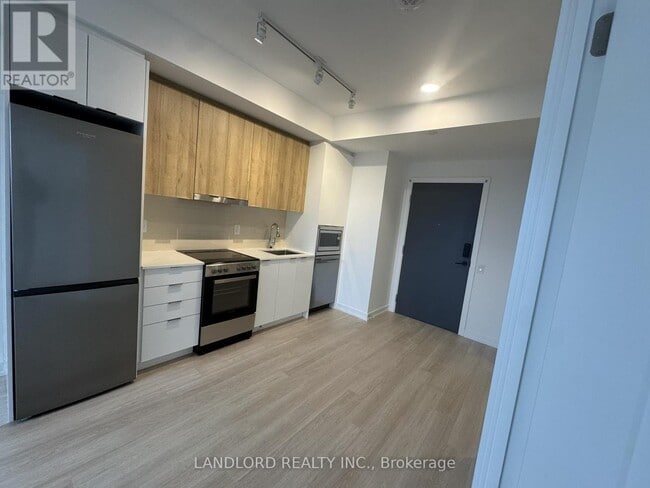 Photo du bâtiment - 9763 Markham Rd