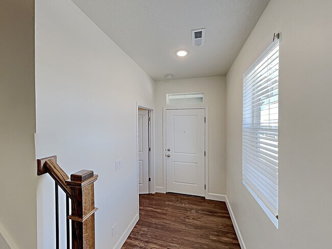 Building Photo - 11094 S Blue Bayou Drive