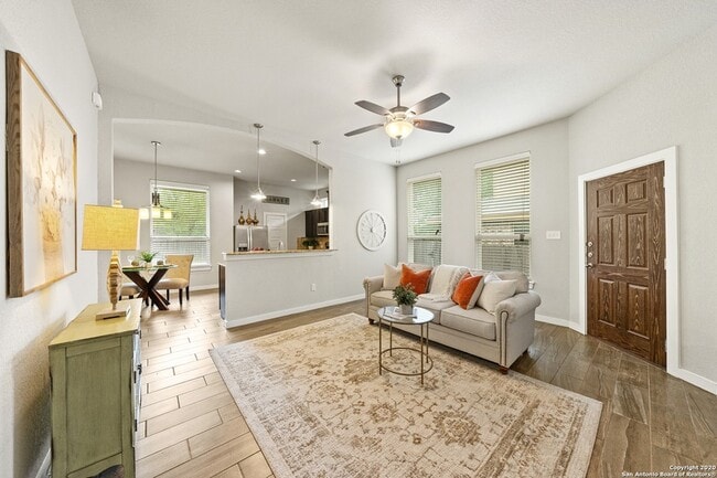 Foto del edificio - 7106 Faith Wy