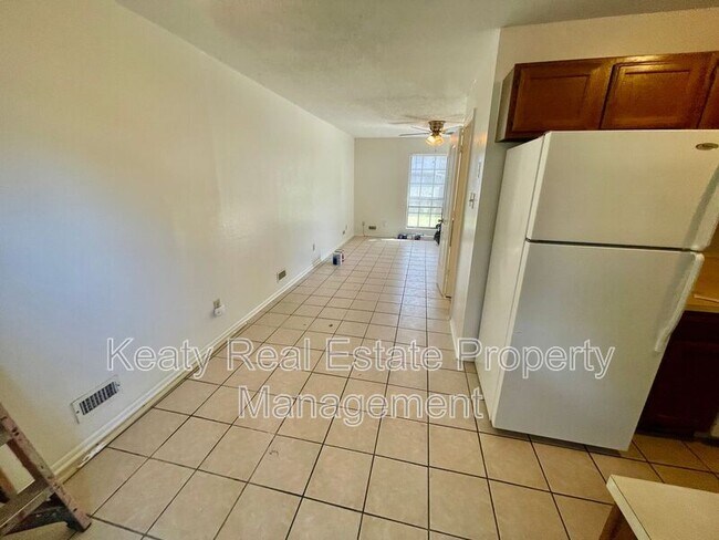 Foto del edificio - 118 Country Ln