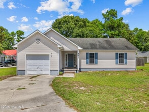 Building Photo - 401 Cherry Ct